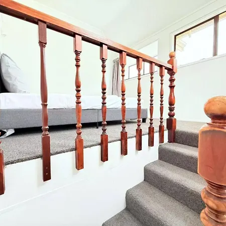 Unit 2 Fenton Sumner Lodge